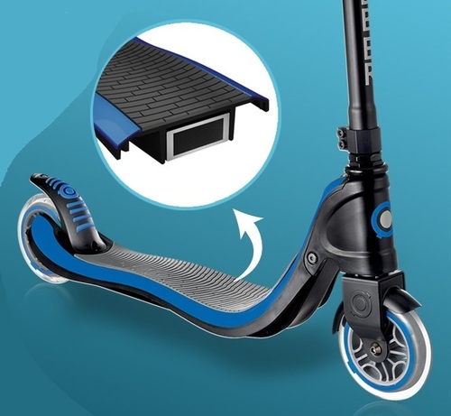 קורקינט FLOW 125 פלואו צבע ורוד Globber