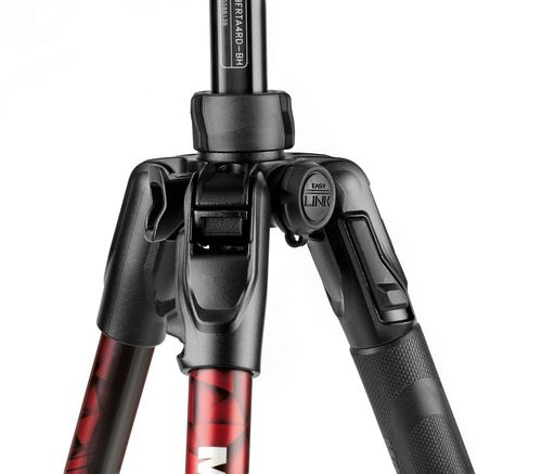קיט חצובת טיולים Manfrotto Befree Advanced בצבע אדום
