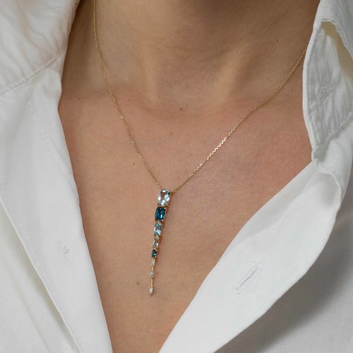 שרשרת ותליון בלו טופז ויהלומים מזהב 14K