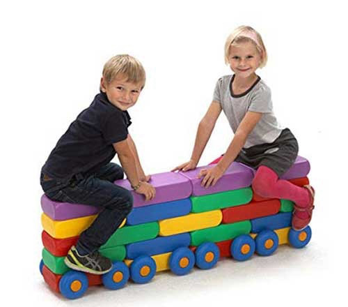 קוביות ענק נבובות 25 יח' ו-4 קוביות עם גלגלים