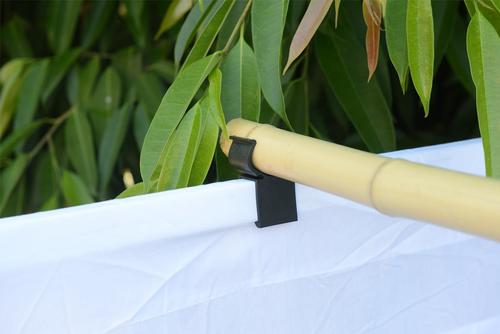 12 חבקי במבוק - לאחיזת מוטות הבמבוק מומלץ לרכוש גם את חבקי הפלסטיק האלו המותאמים במיוחד להחזקת הבמבוקים למסגרת הסוכה