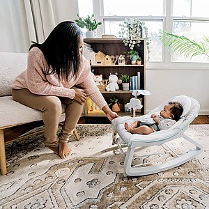 נדנדת רוקר ingenuity Keep Cozy 3 in 1- אינג'ניוטי מגיל לידה ועד משקל 18 ק