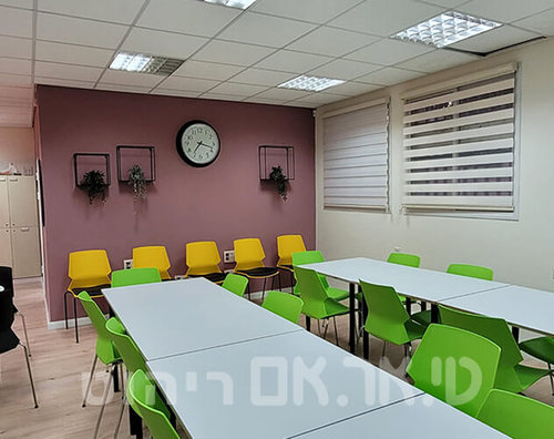 חדר מורים במקיף ז ראשלצ