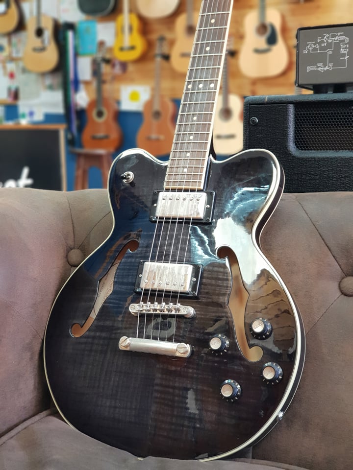 Hofner Verythin Standard-D