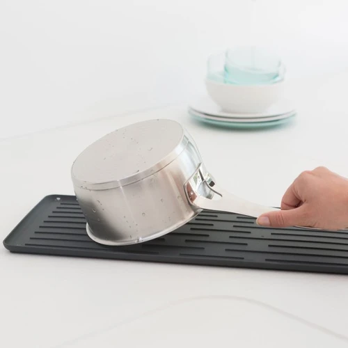 מתקן יבוש כלים, קטן - שחור Brabantia Y-117268 ברבנטיה - עולם הפרזול 03