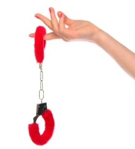 אזיקי פרווה איכותיים Love chains