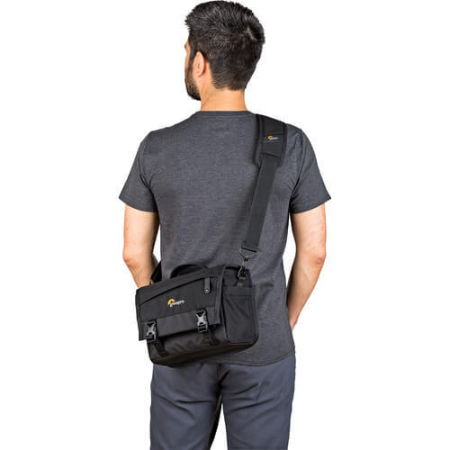 תיק צד למצלמה Lowepro m-Trekker