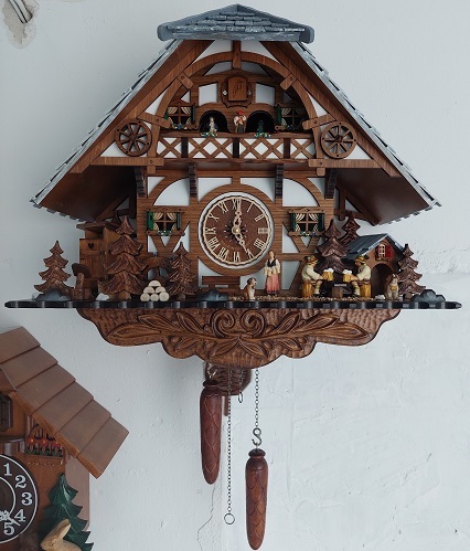 שעון קוקייה היער השחור