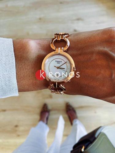 שעון Tissot אנלוגי יוקרתי לאישה