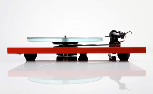 Rega Planar 3  red
