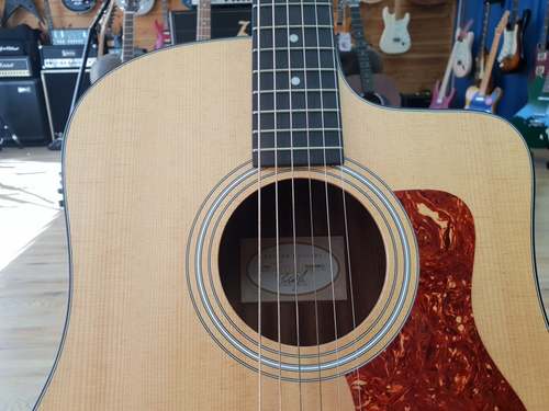 Taylor 110e 2014