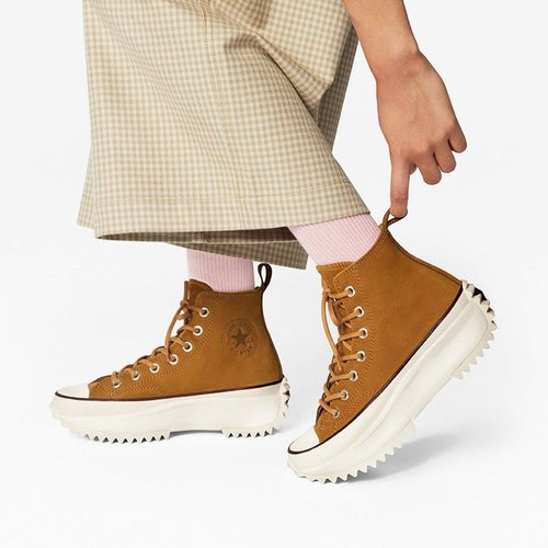 run star hike yellow