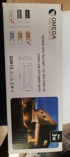 גוף תאורה צמוד קיר 3W רפפה וואלי בצבע לבן