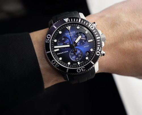 שעון Tissot קוורץ כרונו יוקרתי לגבר