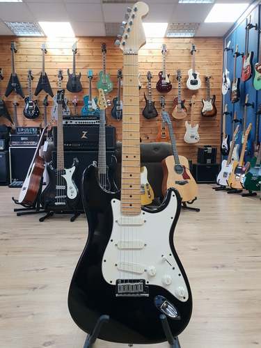 גיטרה חשמלית Fender Stratocaster Strat Plus 1995 