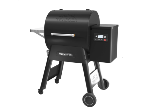 Traeger Ironwood 650 + כיסוי + 2 שקי פלט +נייר קצבים
