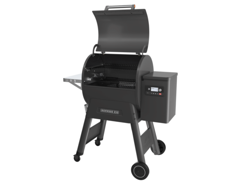 Traeger Ironwood 650 + כיסוי + 2 שקי פלט +נייר קצבים