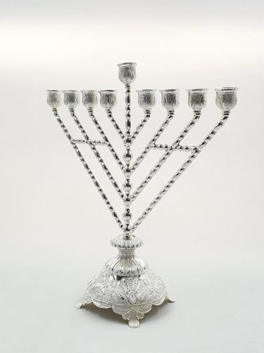 חנוכיה חבד