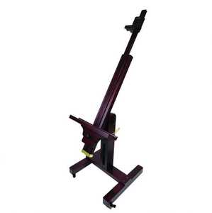BIG RED EASEL כן ציור סטודיו