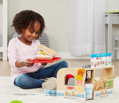 דוכן כריכים מעץ Melissa&Doug