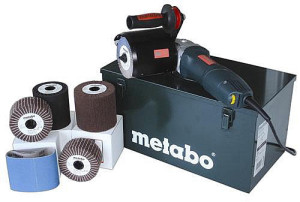 מלטשת לליטוש נירוסטה 1200W מבית METABO
