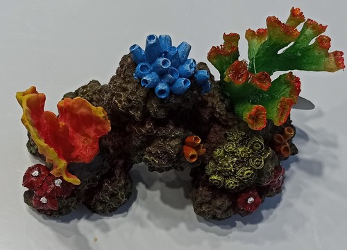 דקורציית סלע ריף לאקווריום