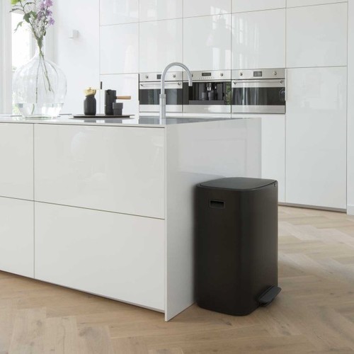 פח פדל 60 ליטר, שחור מט Bo ברבניטה | Brabantia