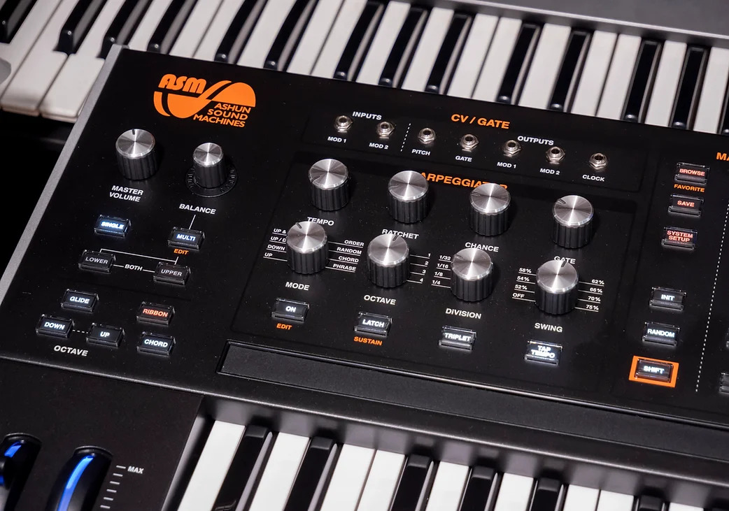 hydrasynth-deluxe-closeup-panel