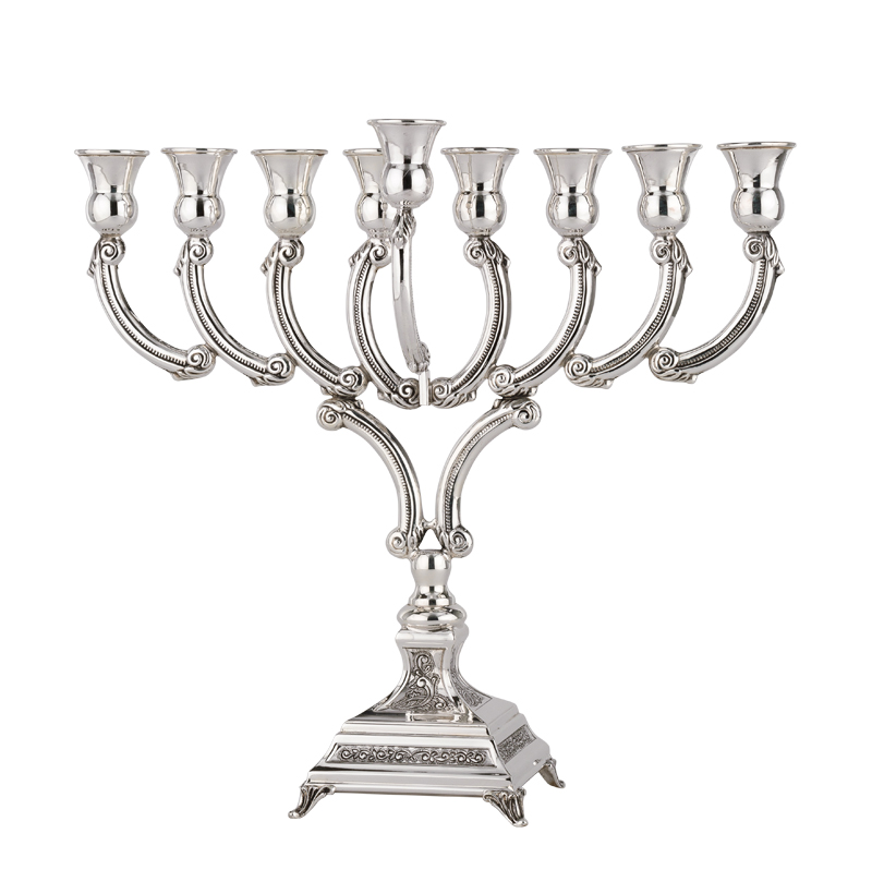 חנוכיית קשת ליבני רקוע