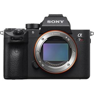 מצלמה Sony Alpha A7R IIIAרשמי