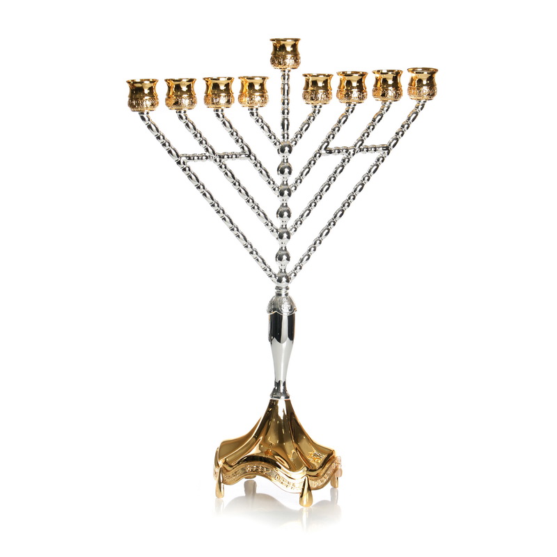 חנוכיה חבד כסף/ כוסיות ורגל מוזהב