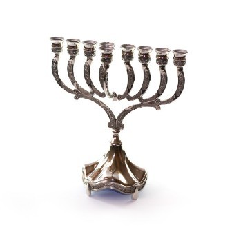 חנוכיה פרחים מוכספת קטנה