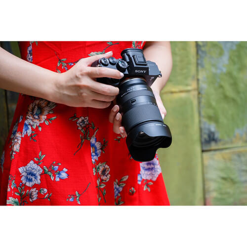 עדשת Tamron 28-200mm f/2.8-5.6 Di III RXD לסוני