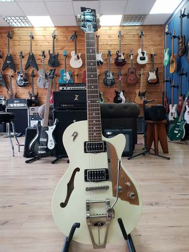 גיטרה חשמלית Duesenberg Starplayer TV