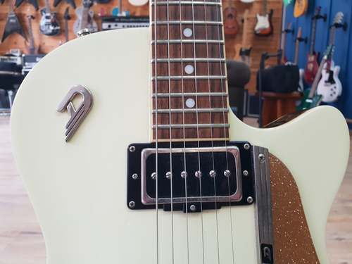 גיטרה חשמלית Duesenberg Starplayer TV