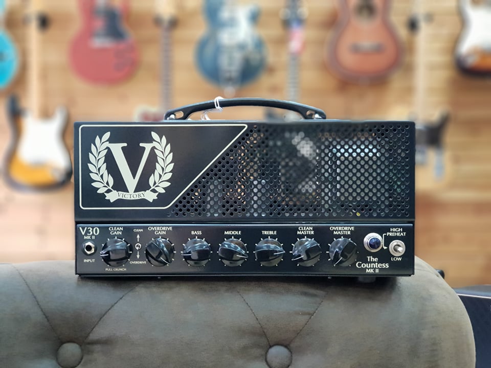 Victory V30 The Countess