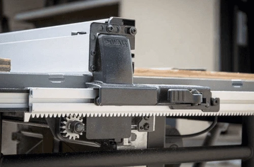 מסור שולחני חשמלי 