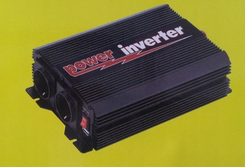 ממיר מתח 1000W מ-12V ל-220V