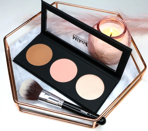 פלטת איפור Blush & Glow – מיקה Mika Professional 