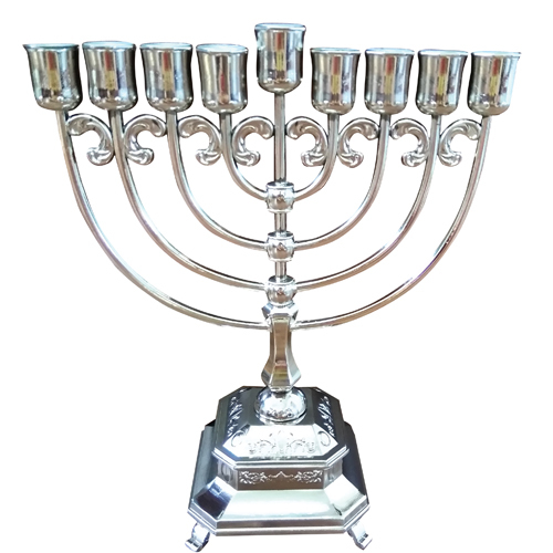 חנוכיה ניקל מהודרת 
