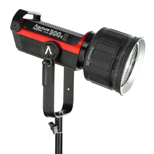 פנד לד Aputure LS C300d Mark II LED Light V-Mount - שתיים 
