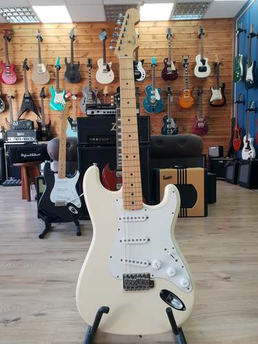 גיטרה חשמלית Fender Stratocaster Japan SSS 1995/6