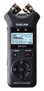 מכשיר הקלטה נייד מקצועי Tascam DR-07X