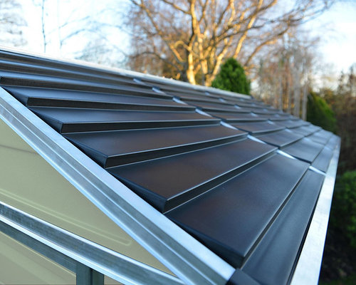 מחסן גינה Skylight קרם 1.9X3 מק