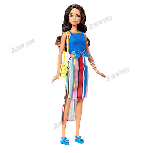 ברבי בובה + צבגדים -Barbie Fashions Brunette Doll