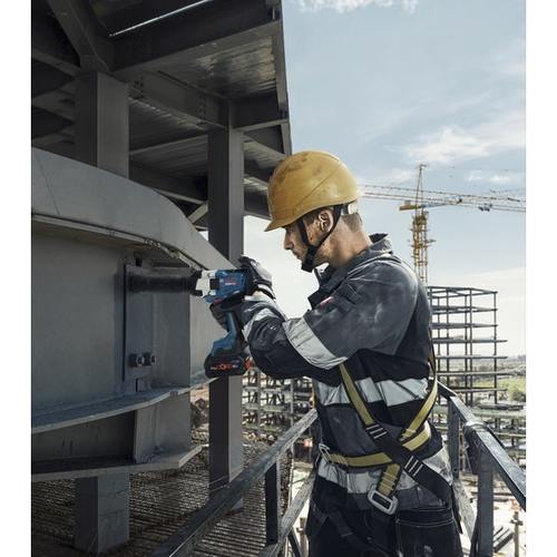 מפתח רטיטה GDS 18V-1000 כולל 2 סוללות 5.5AH pro core מבית BOSCH