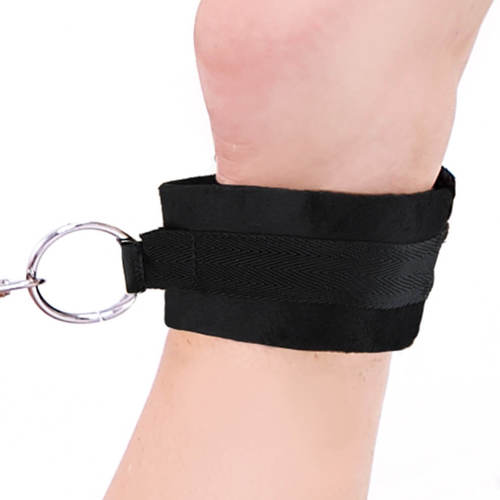 סט אזיקי ידיים ורגליים איכותיים מבד   Lux Fetish Hogtie set