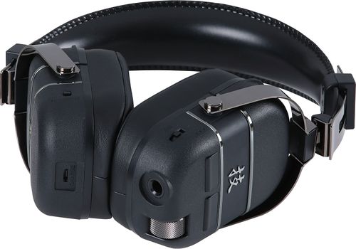 זוית נוספת Boss Waza-Air Bass Guitar Wireless Headphone Amp