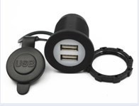 שקע USB כפול לרכב אלומיניום 12-24V DC