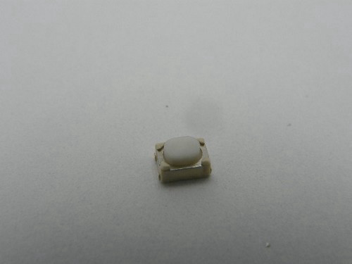מפסק לחיצה רגעי מלבן 4.2X3.2 SMD N.O מ
